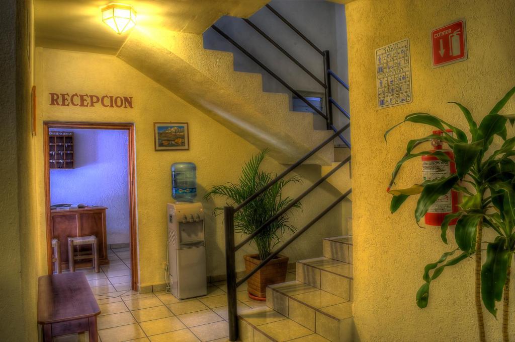 Hotel Y Posada Refugio Independencia Morelia Buitenkant foto